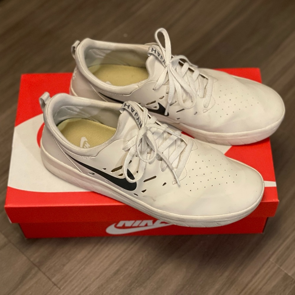 SB Nyjah Free 'Summit White'